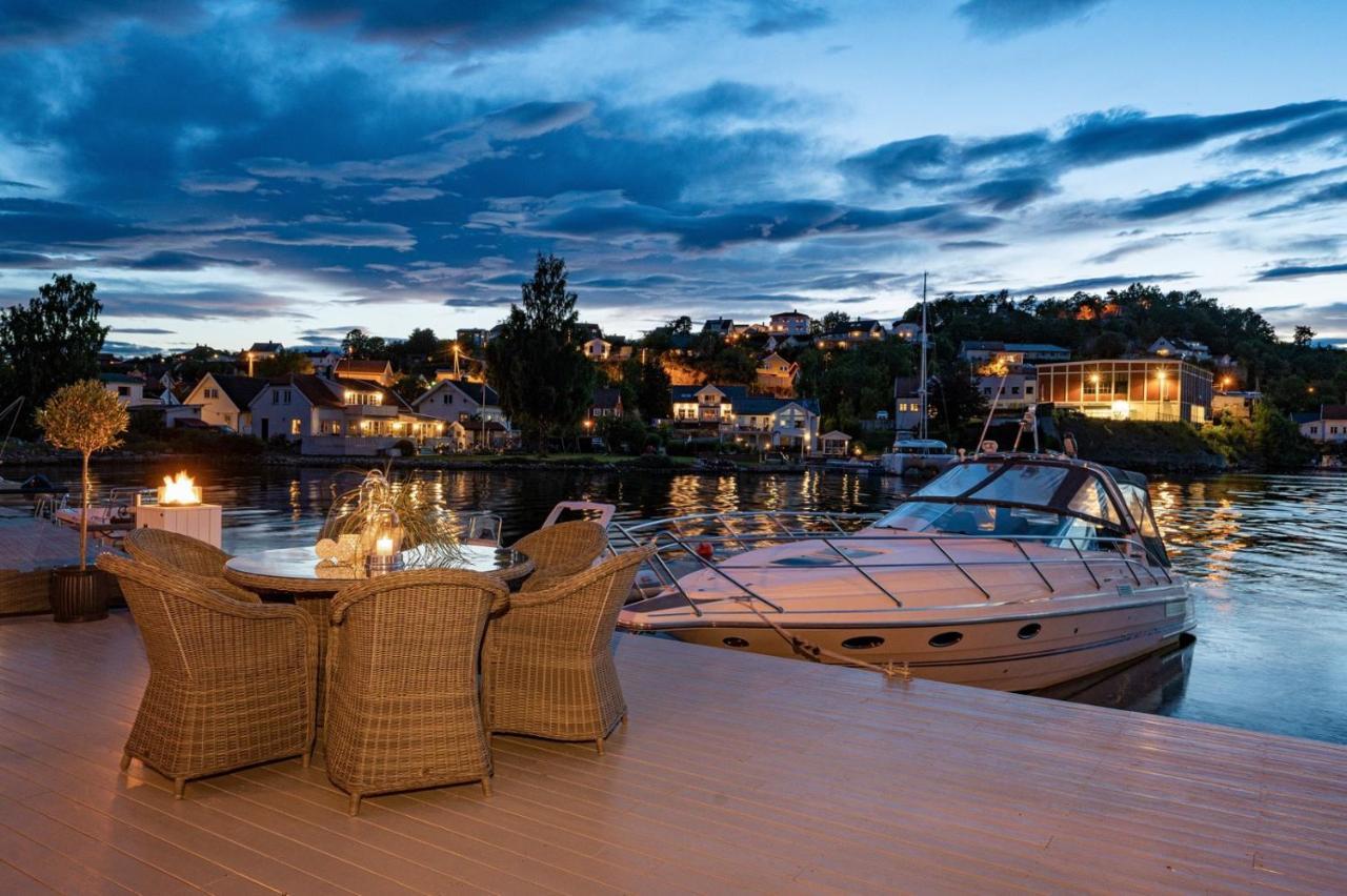 Luxurious Boathouse With Private Dock In The Best Location In Arendal Exterior photo